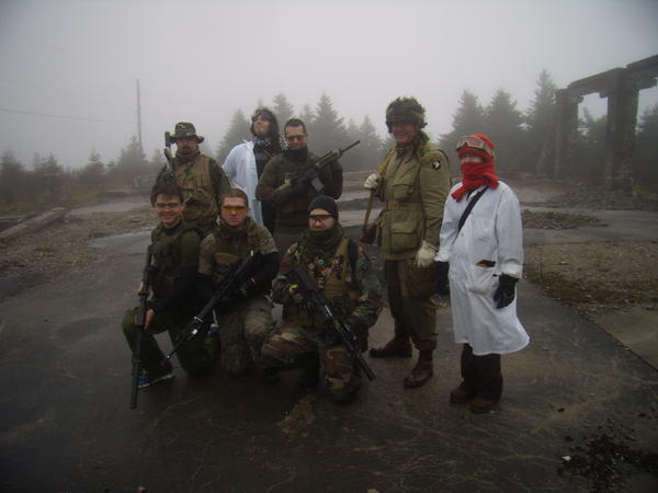 Team Wyvren: (back) Davyano, Dr. Von Carstein, Kurtws, Tank, Dr. Hildergrad, (front) Axel, Duke, Pesky